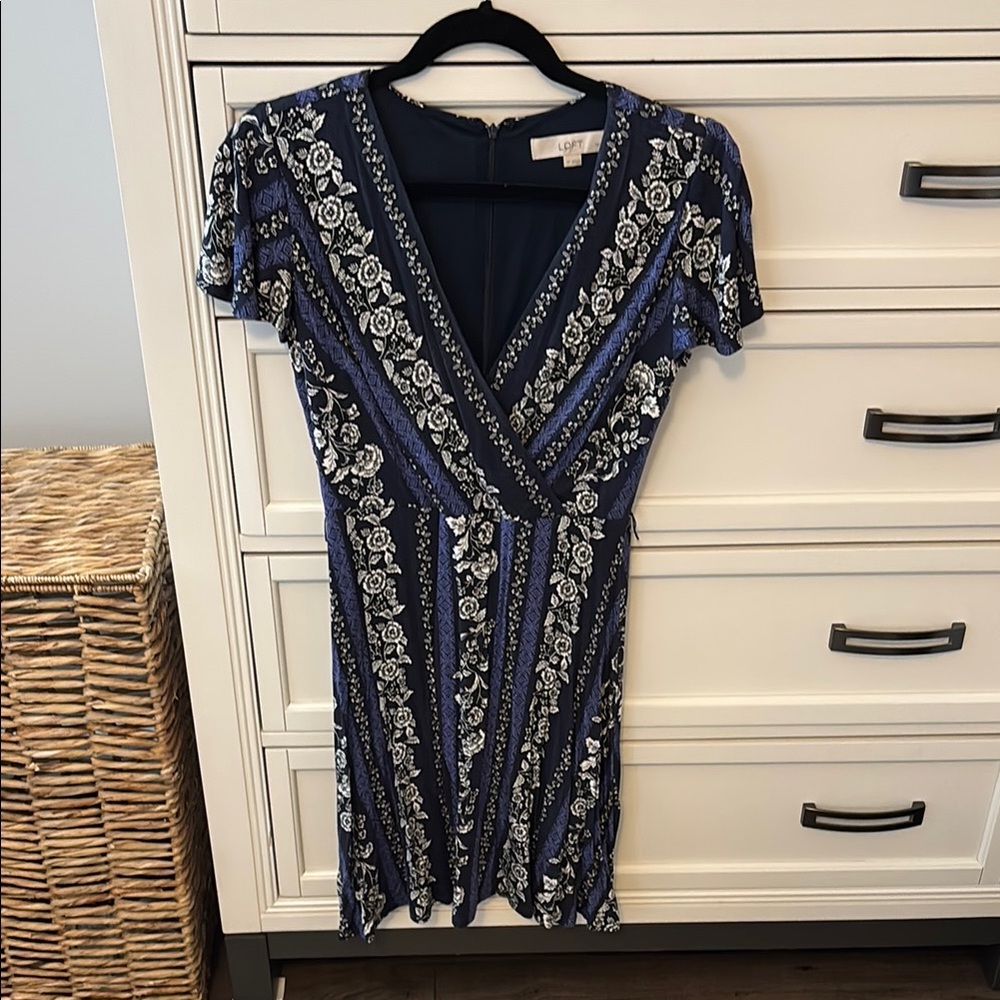 Elegant Blue Floral Dress
